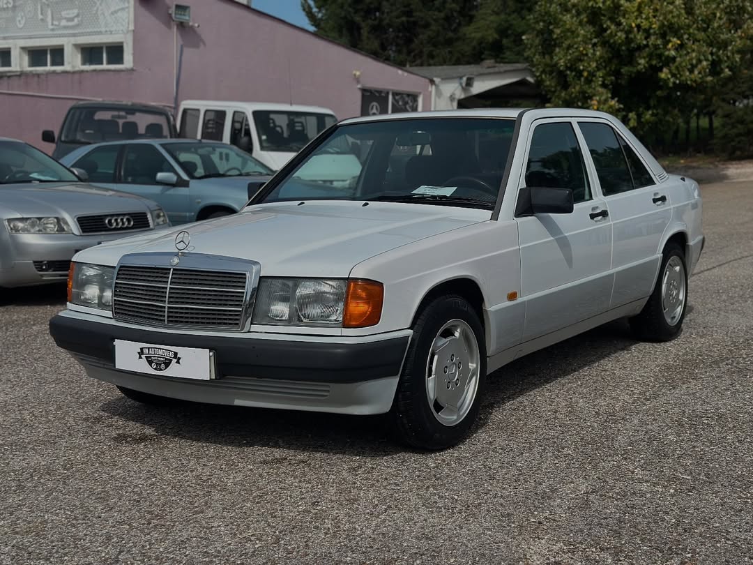 
								Mercedes 190 D total									