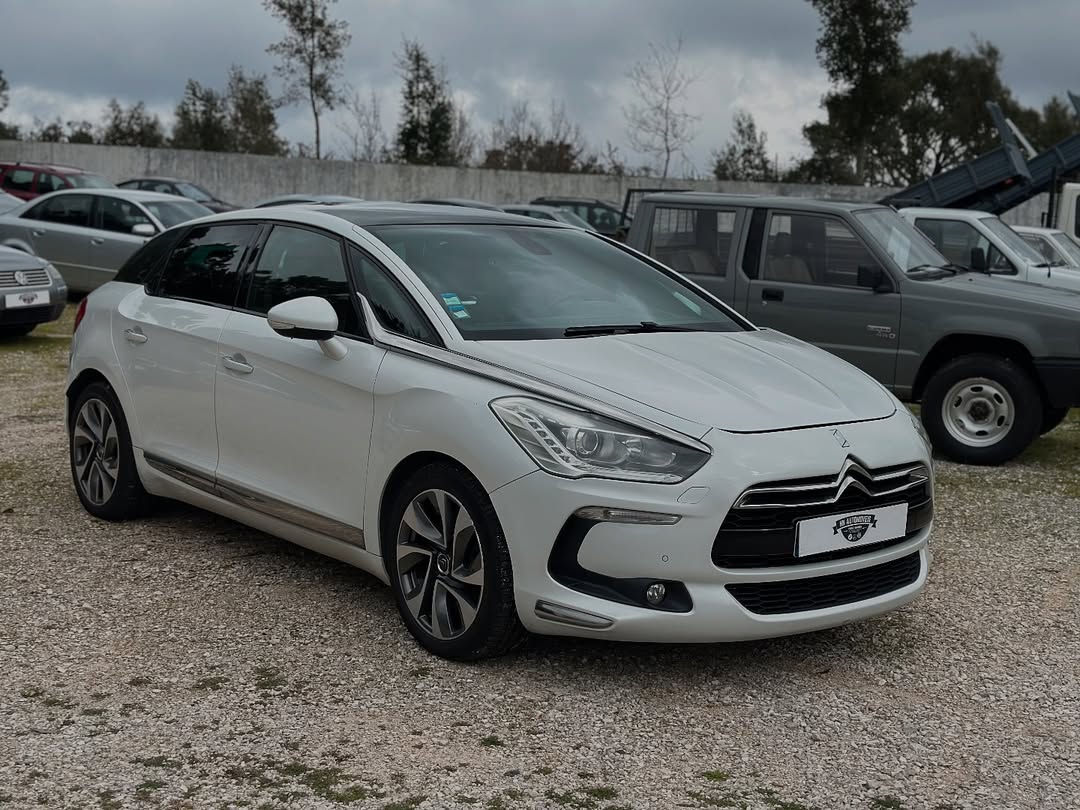 
								Citroen DS5 2023 total									