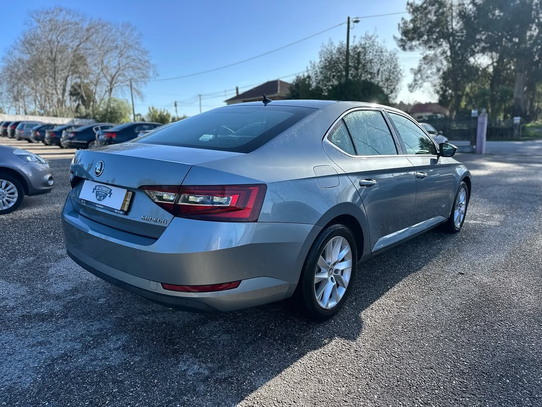 
								Skoda Superb 2016 total									