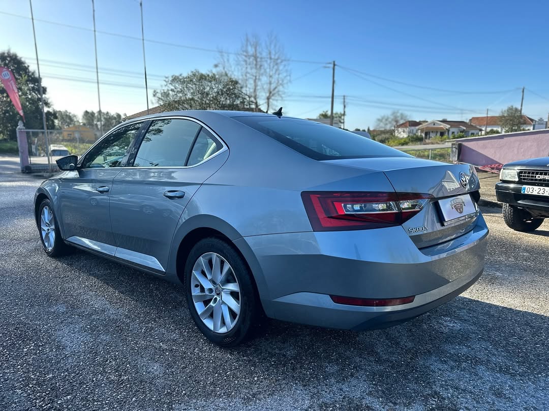 
								Skoda Superb 2016 total									