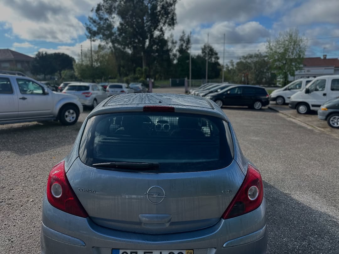 
								Opel Corsa Van 2008 total									