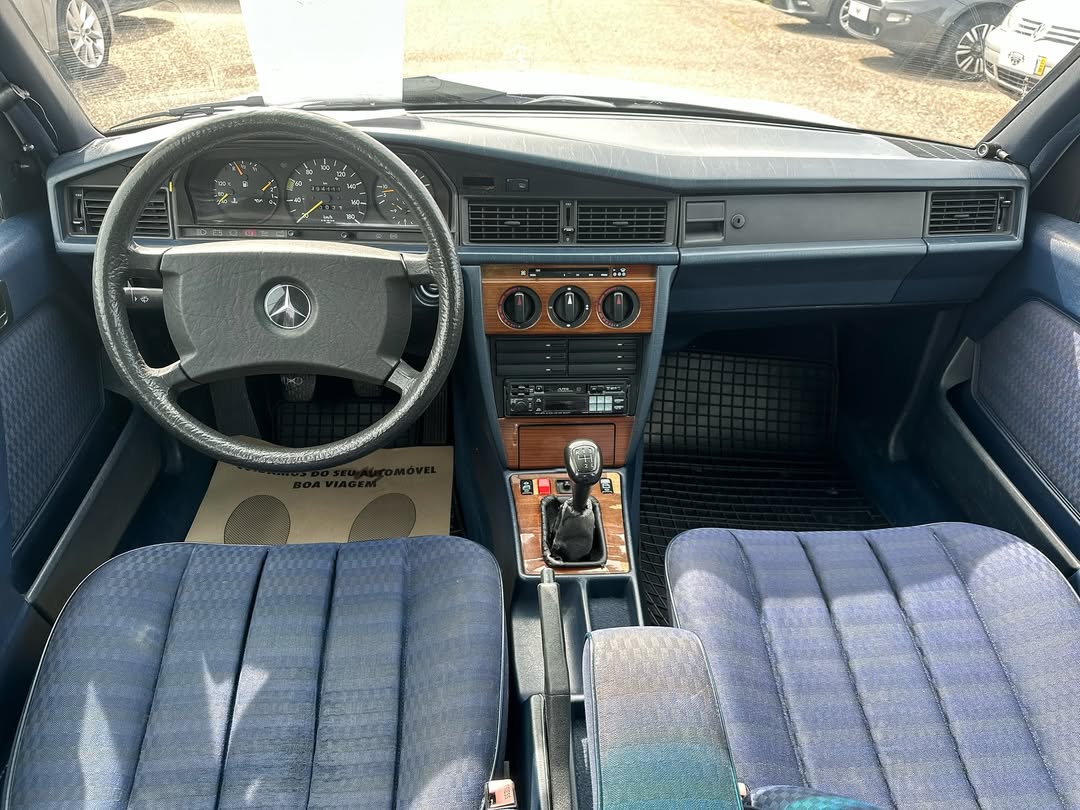 
								Mercedes 190 D total									