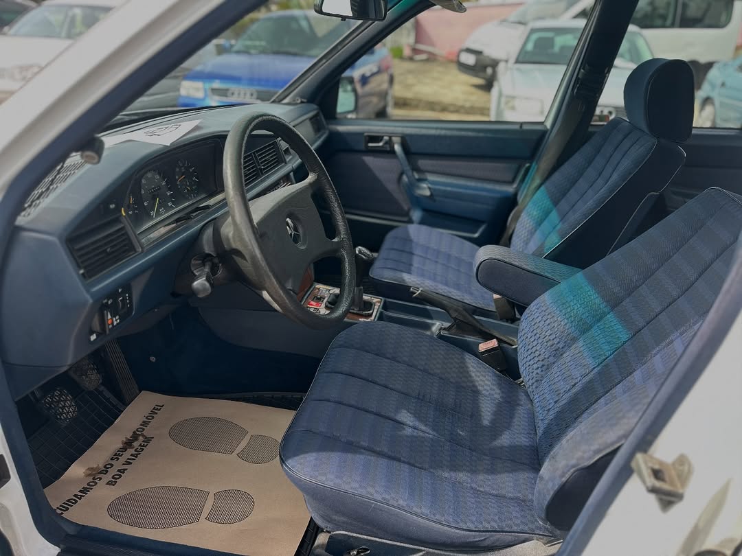 
								Mercedes 190 D total									