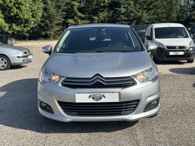 
								Citroen C4 total									