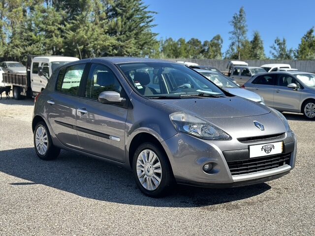 
								Renault Clio total									