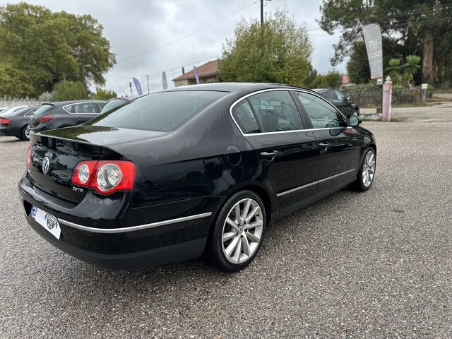
								Volkswagen Passat total									