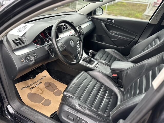 
								Volkswagen Passat total									