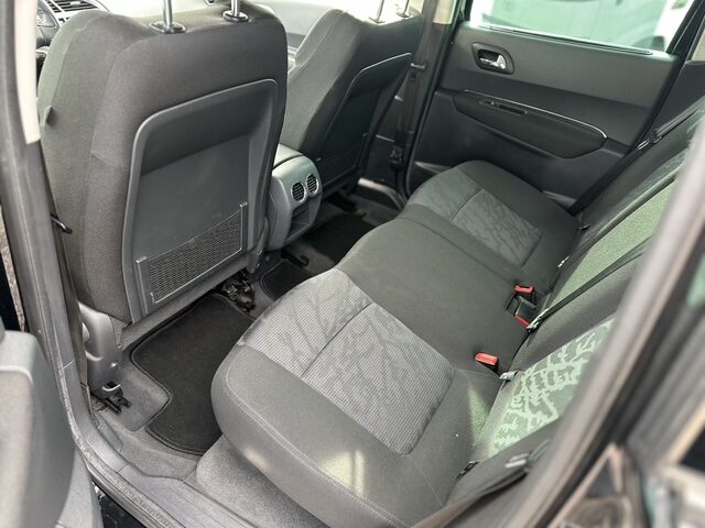 
								Peugeot 3008 total									