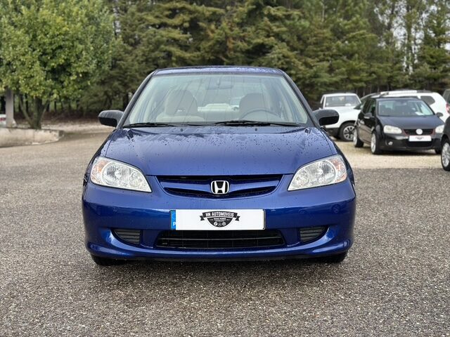 
								Honda Civic Automático total									