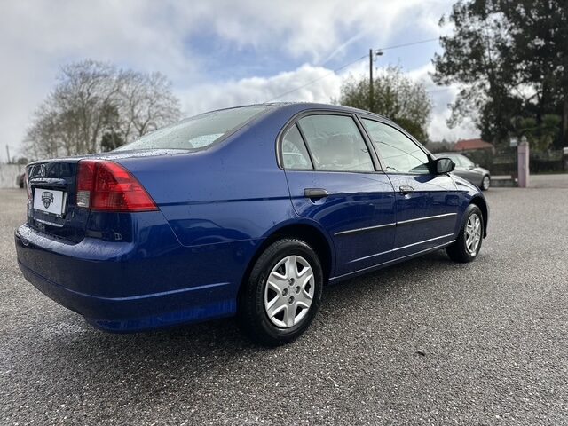 
								Honda Civic Automático total									