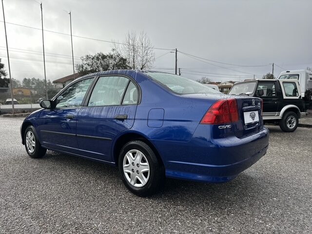 
								Honda Civic Automático total									