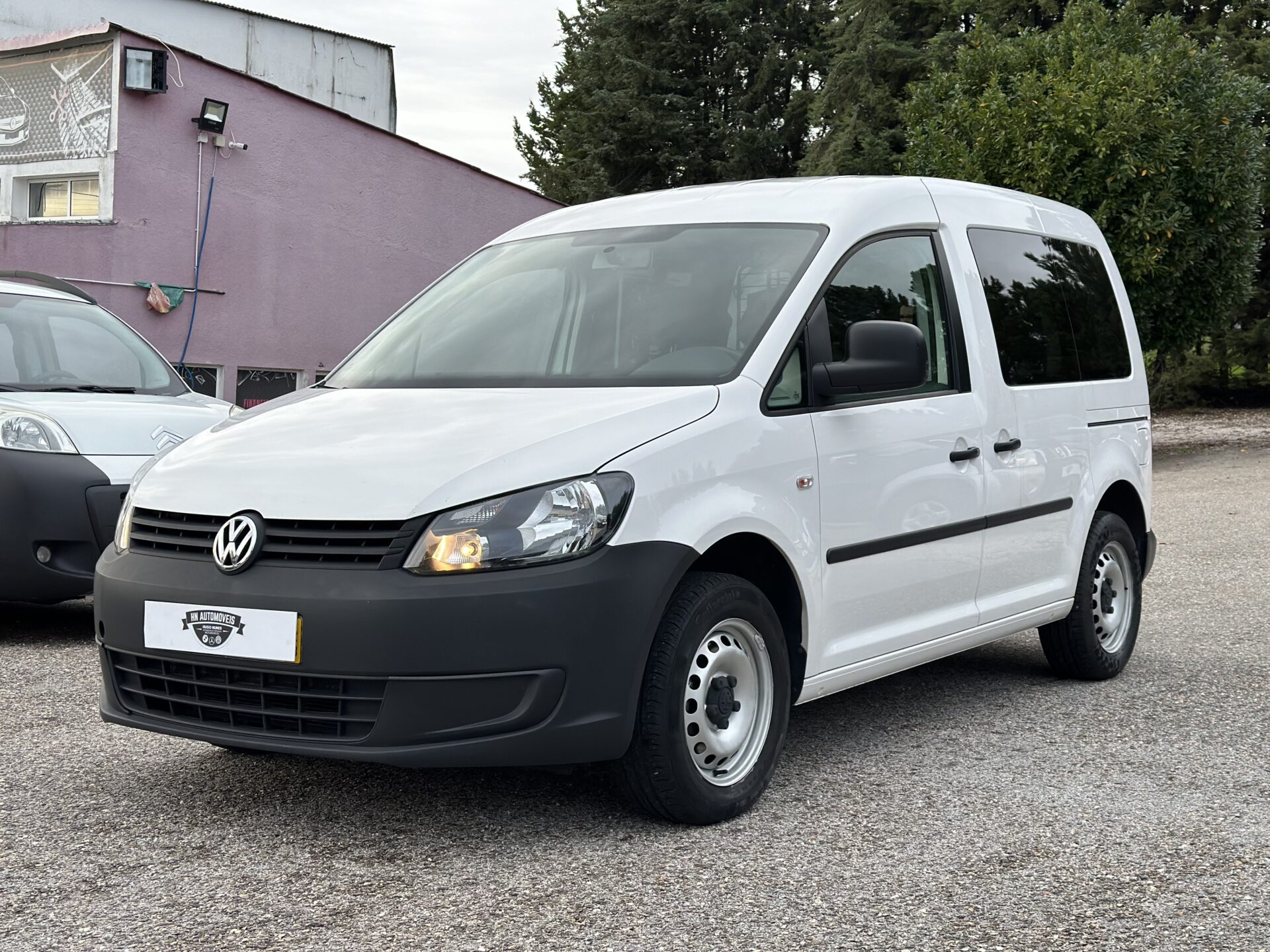 
								Volkswagen Caddy total									