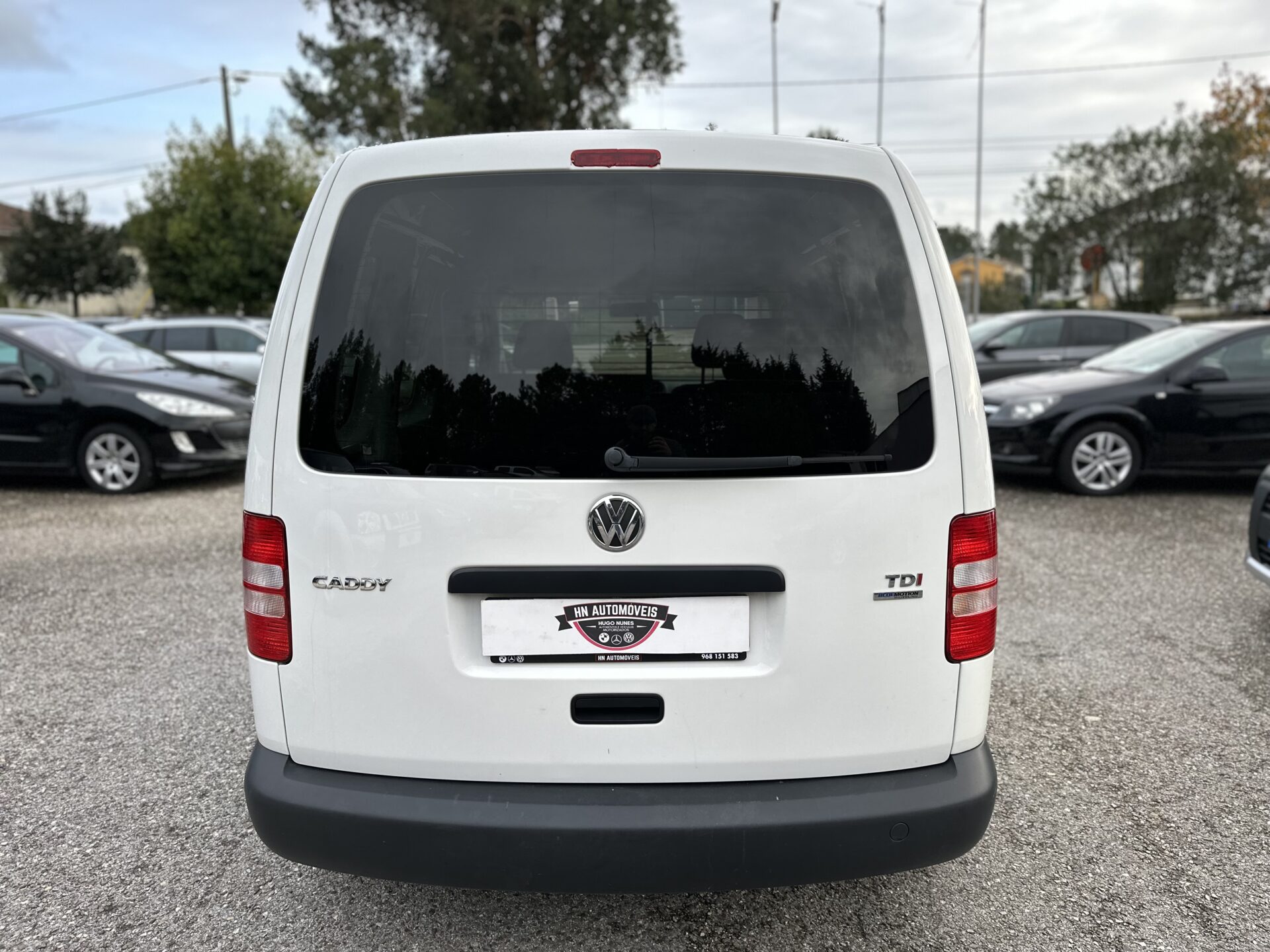 
								Volkswagen Caddy total									