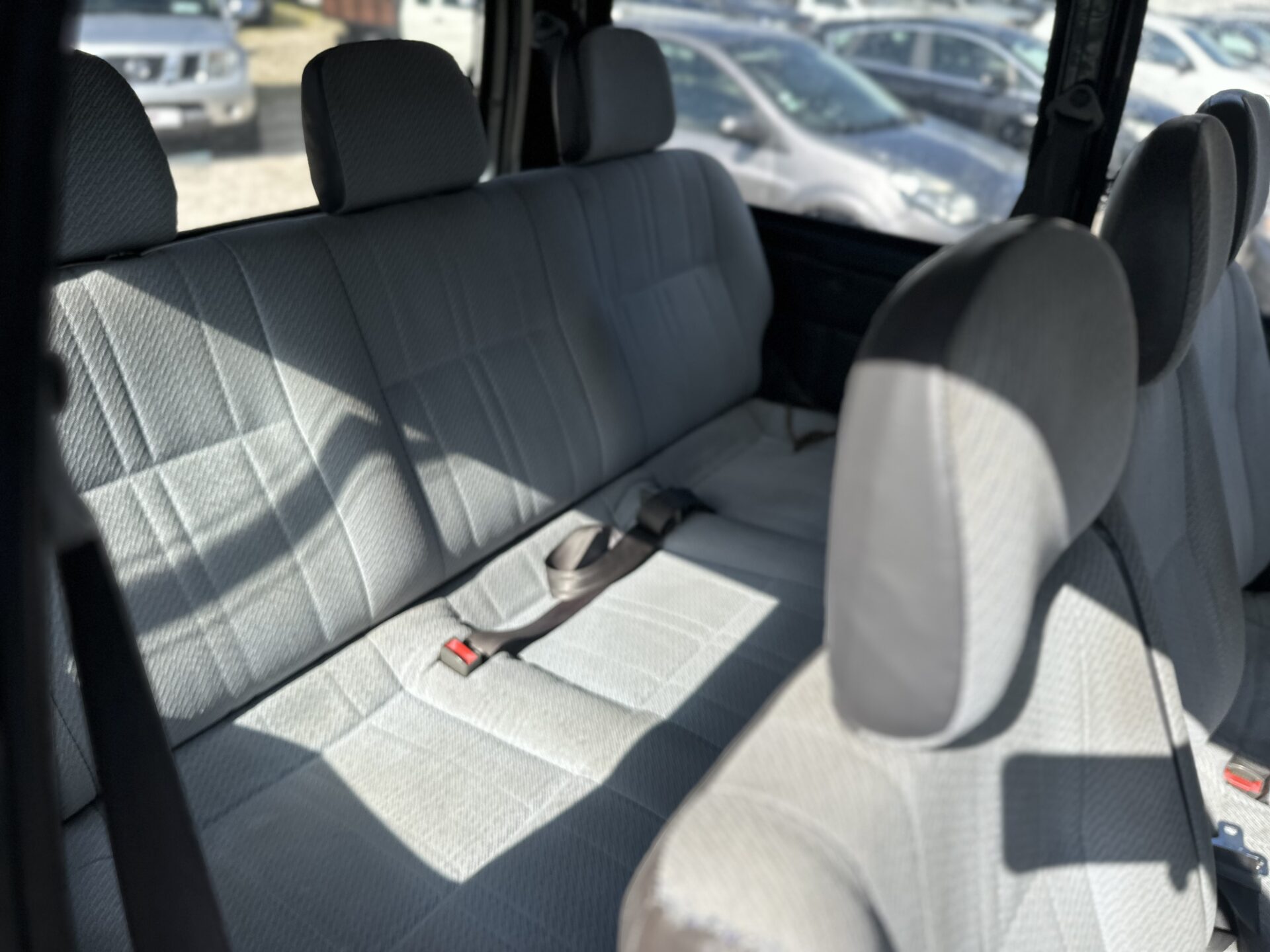 
								Toyota Hiace total									
