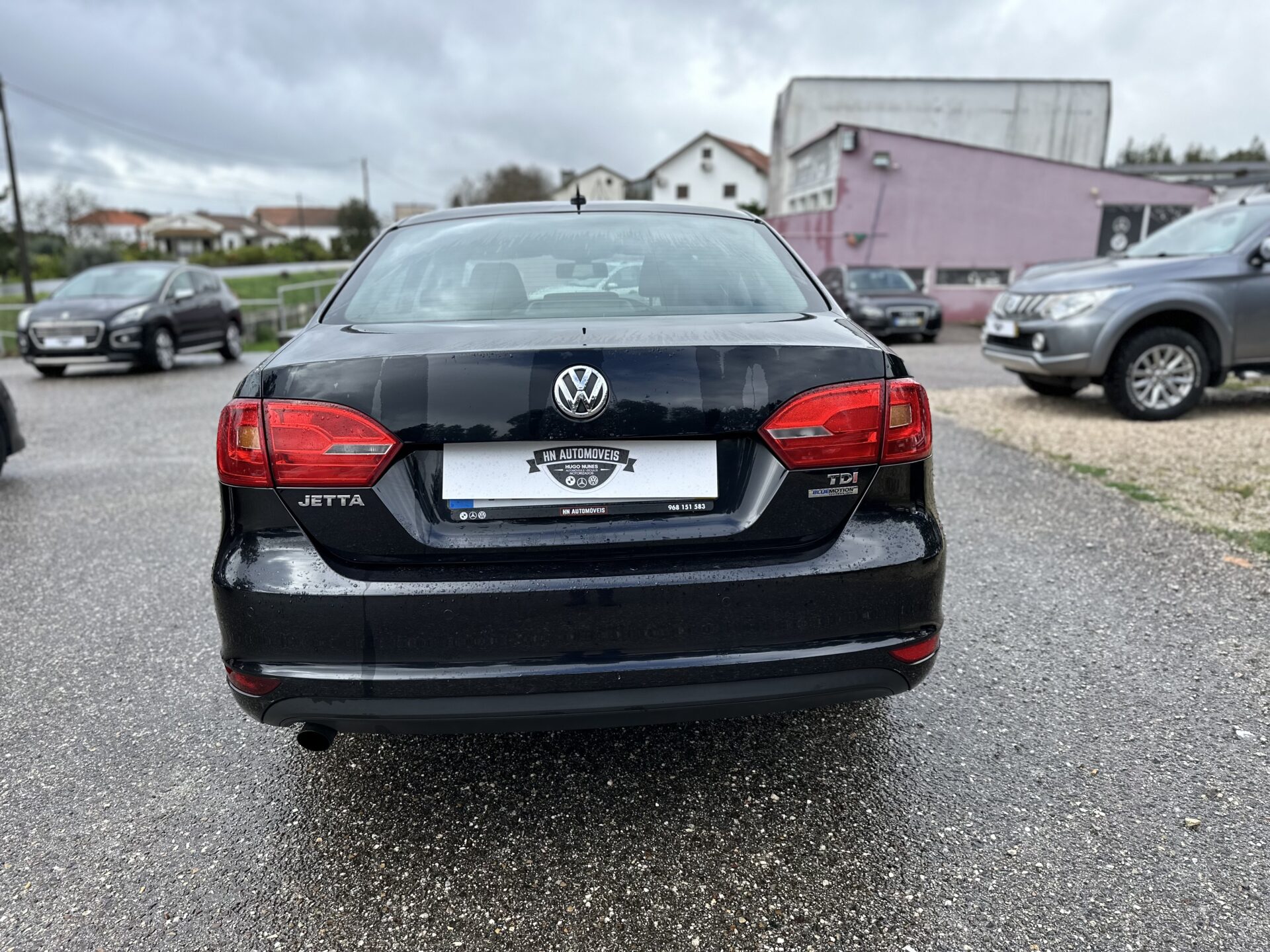 
								Volkswagen Jetta total									