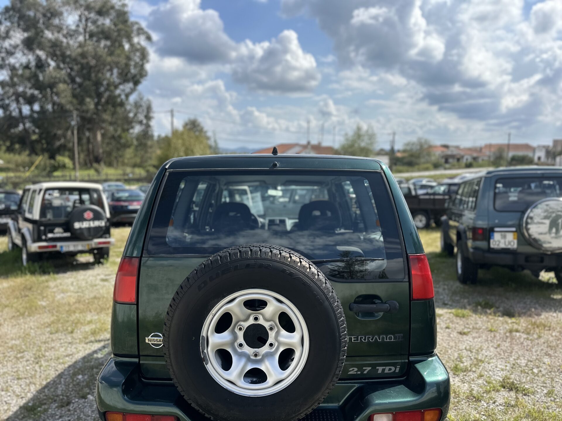 
								Nissan Terrano II total									