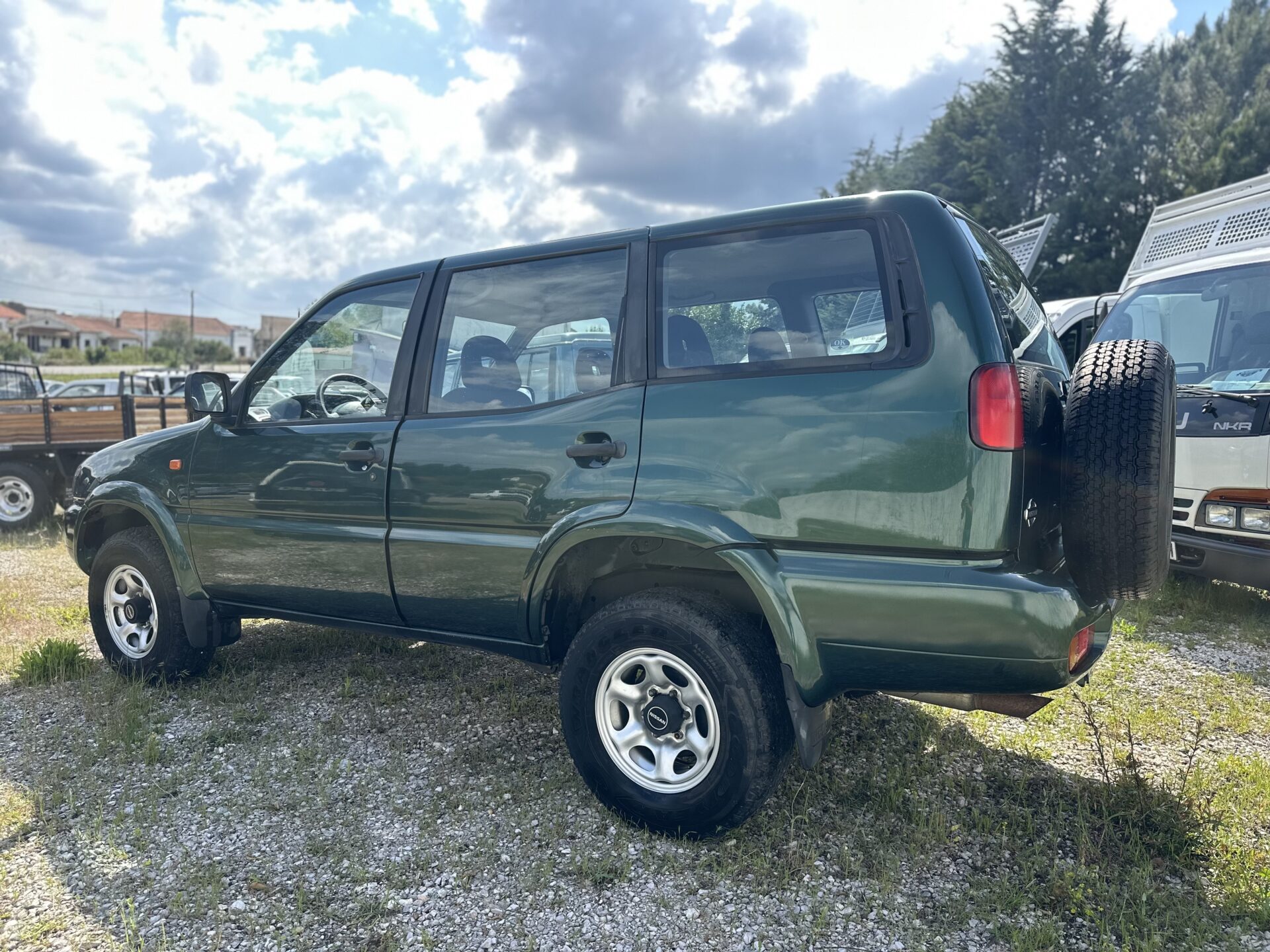 
								Nissan Terrano II total									