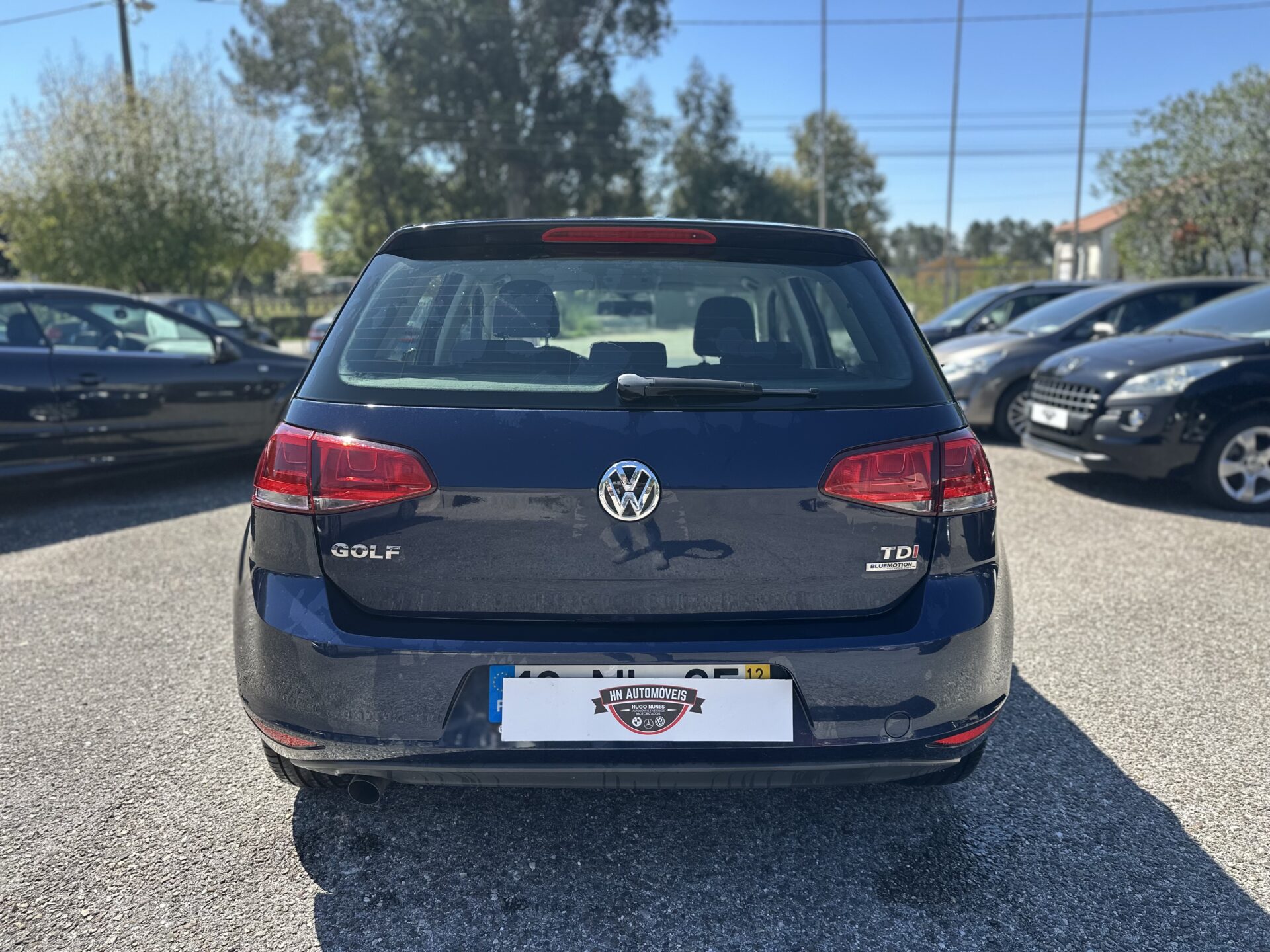 
								Volkswagen Golf VII total									