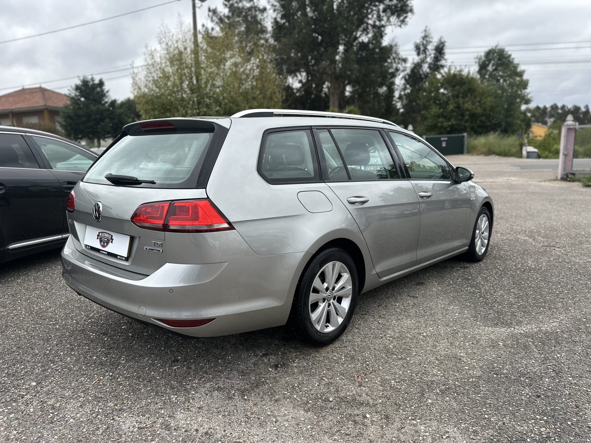 
								Volkswagen Golf VII total									