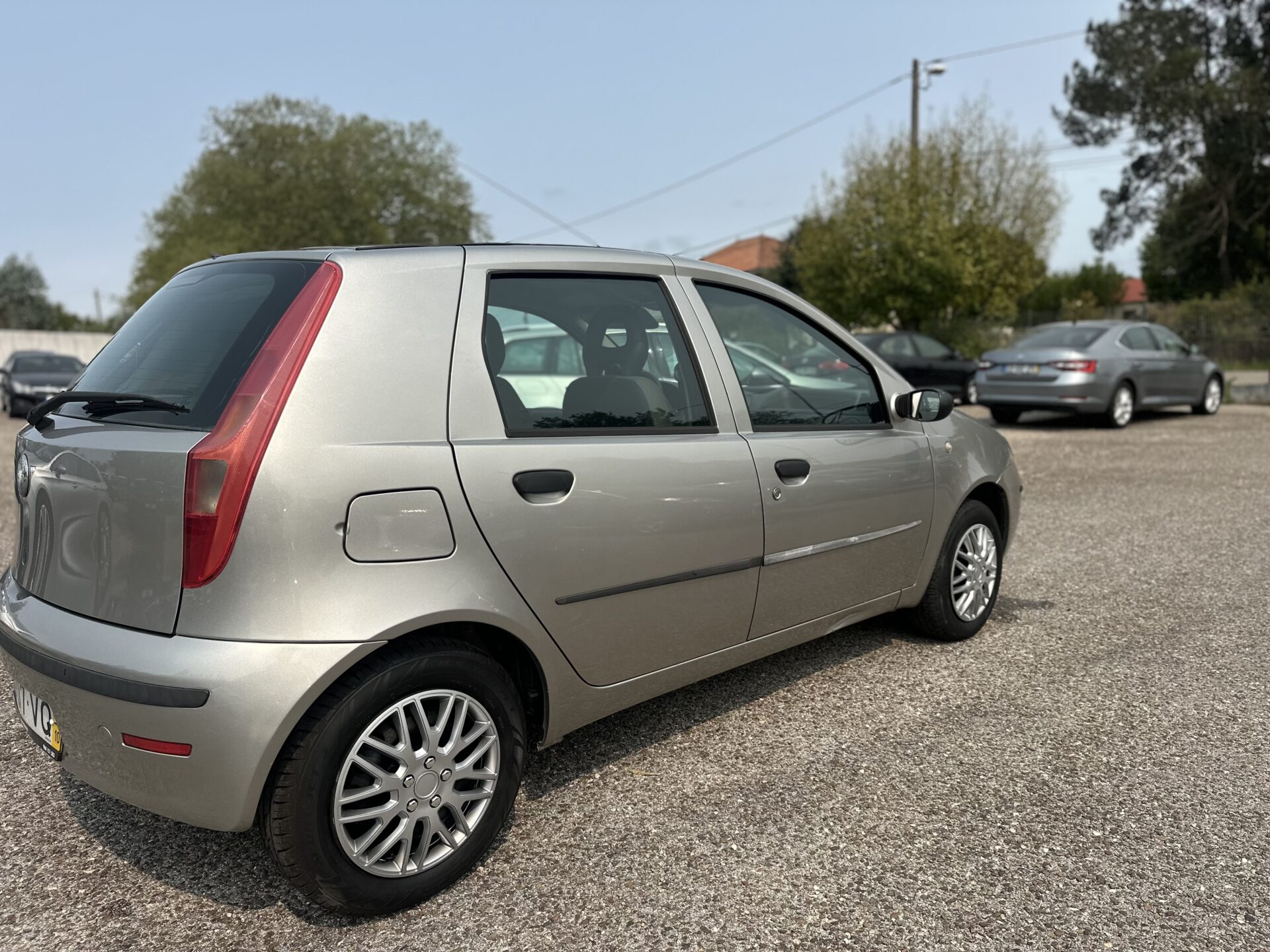 
								Fiat Punto total									