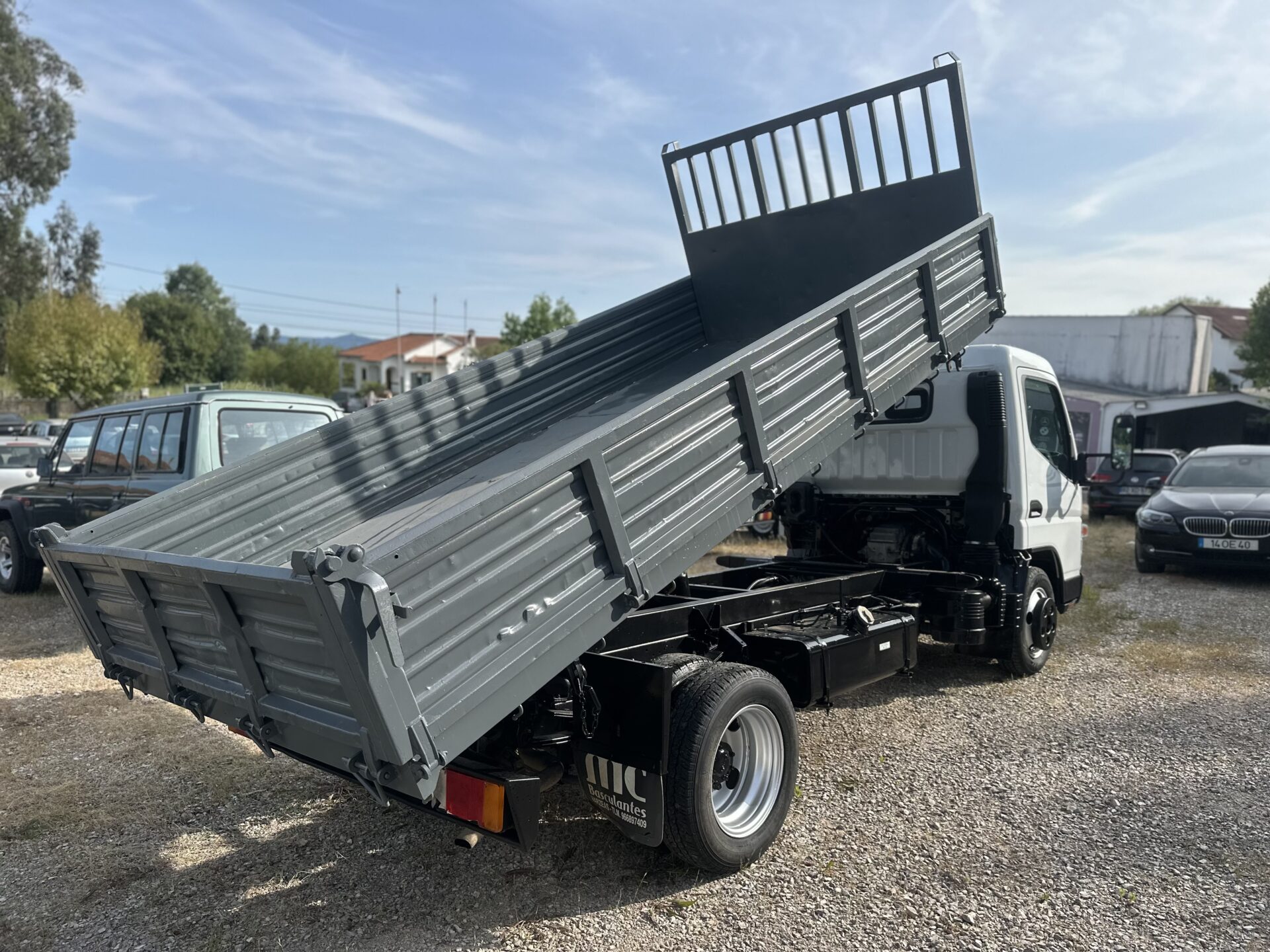 
								Mitsubishi Canter total									