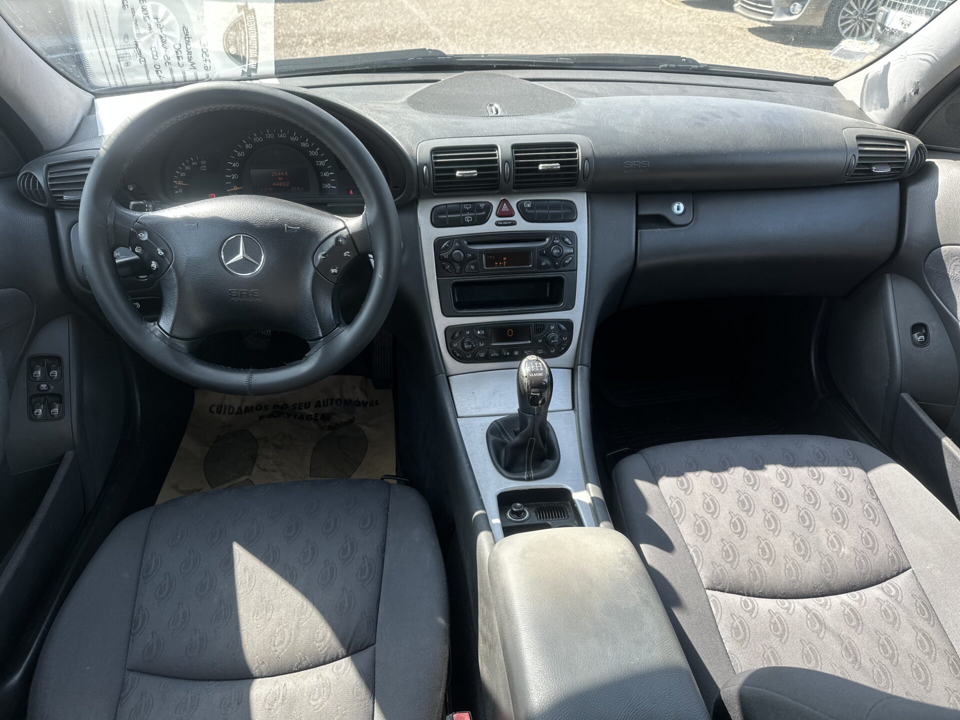 
								Mercedes C220 total									