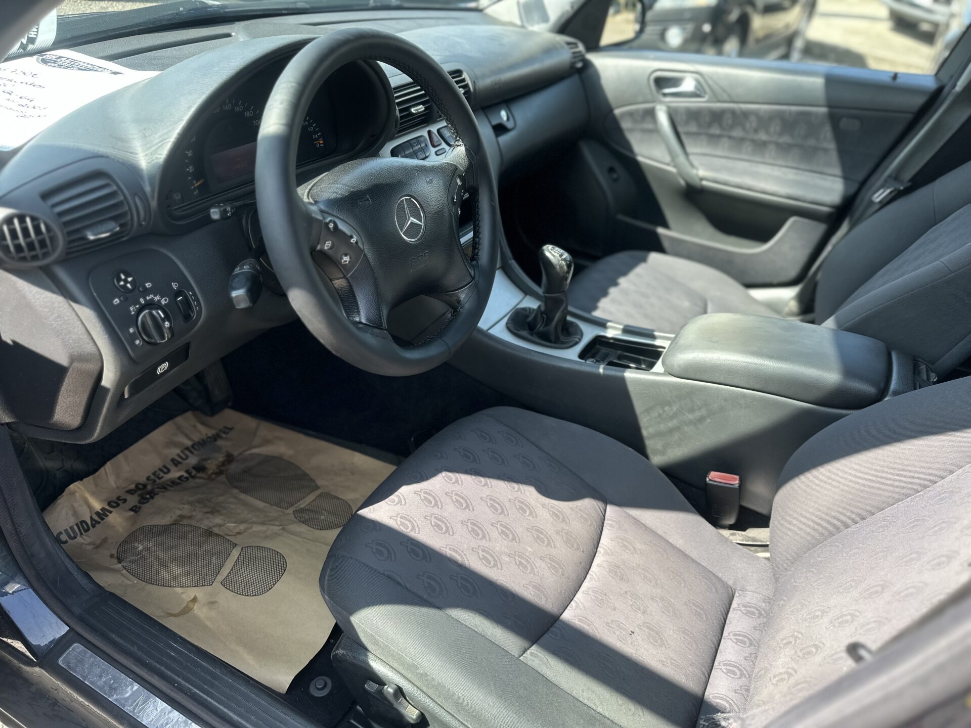 
								Mercedes C220 total									