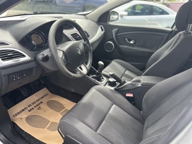 
								Renault Megane total									