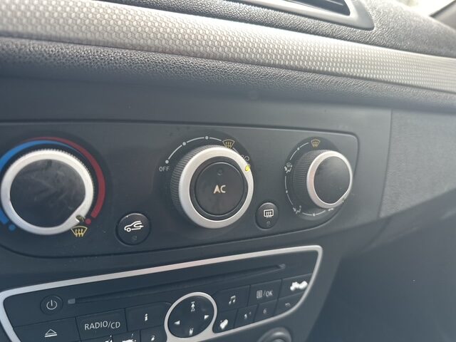 
								Renault Megane total									