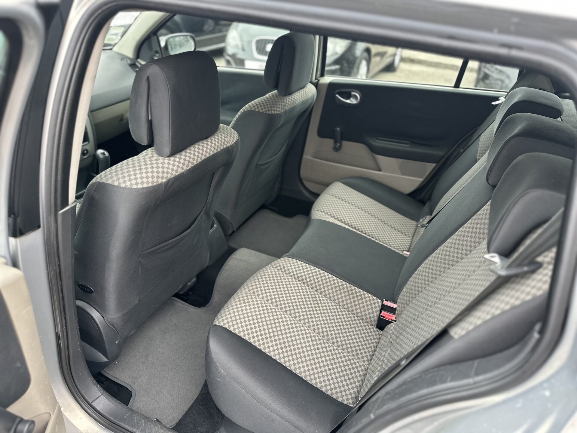 
								Renault Megane total									