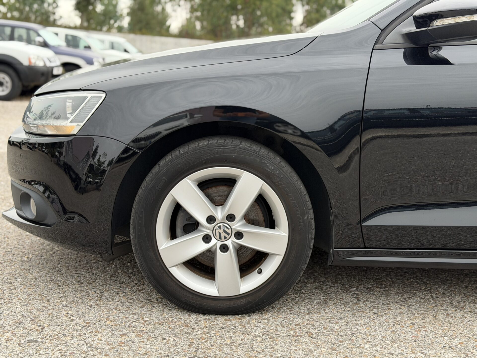 
								Volkswagen Jetta total									