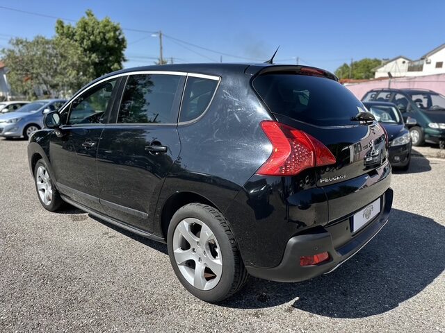 
								Peugeot 3008 Automática total									