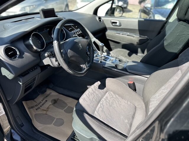 
								Peugeot 3008 Automática total									
