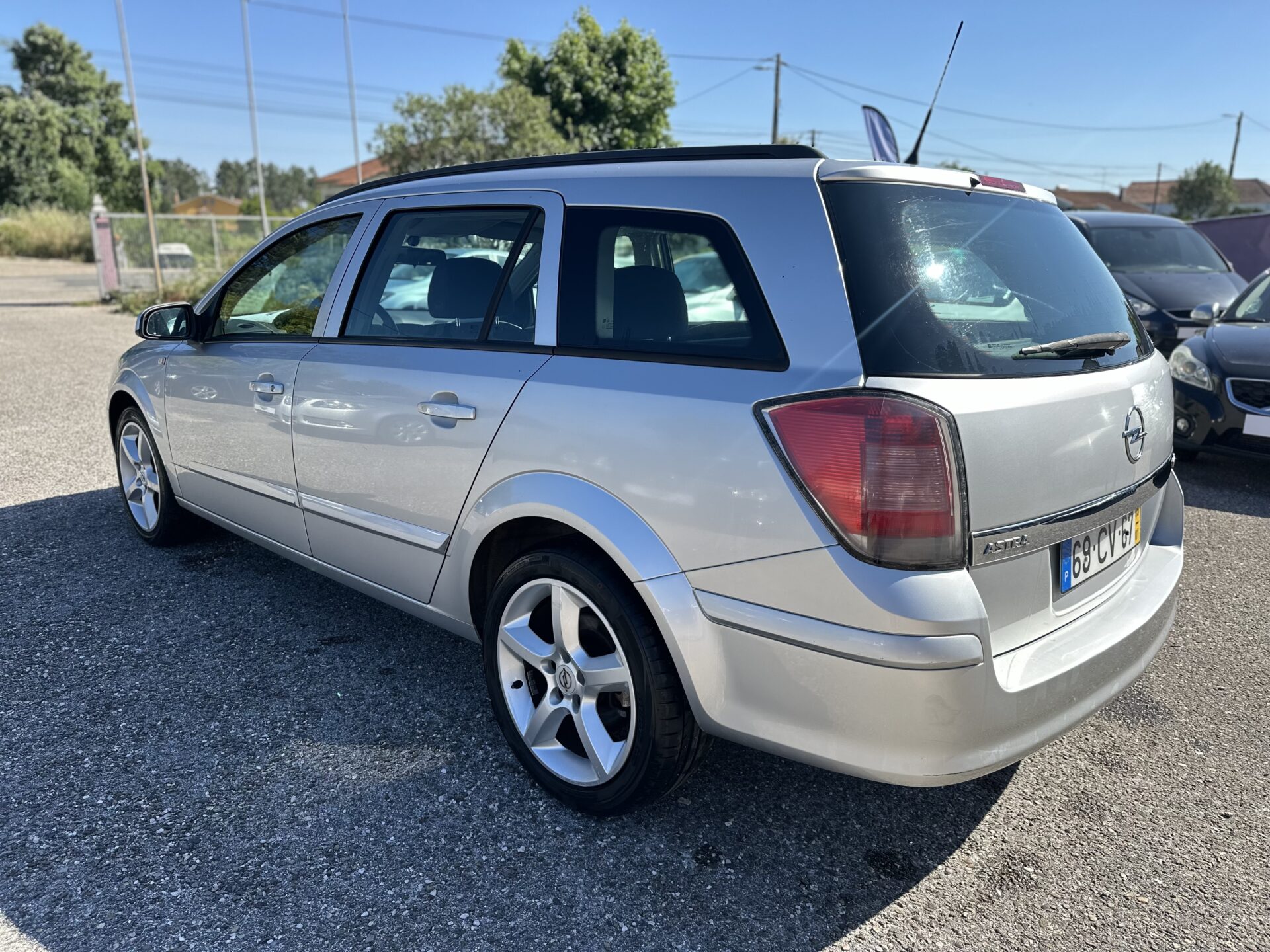 
								Opel Astra Caravan total									