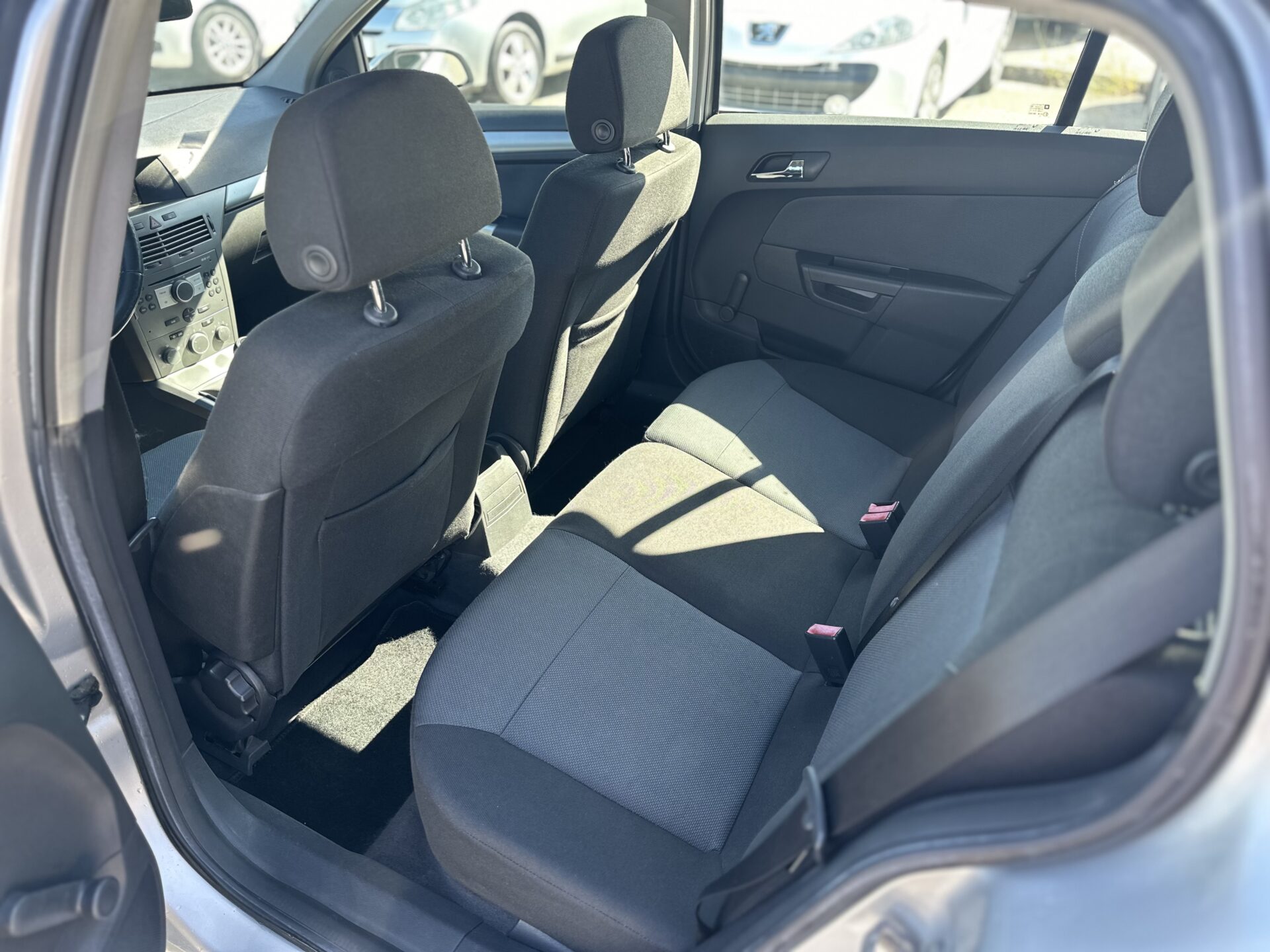 
								Opel Astra Caravan total									