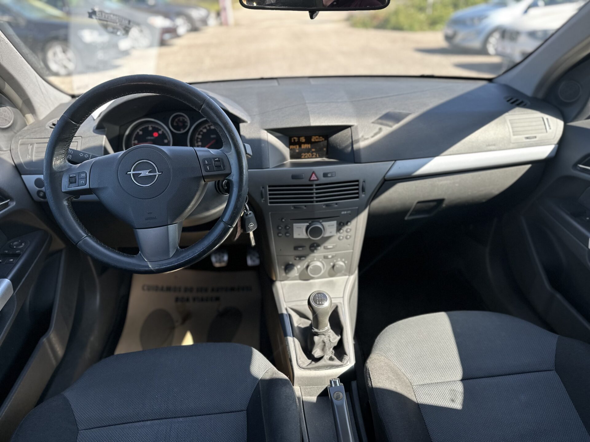 
								Opel Astra Caravan total									