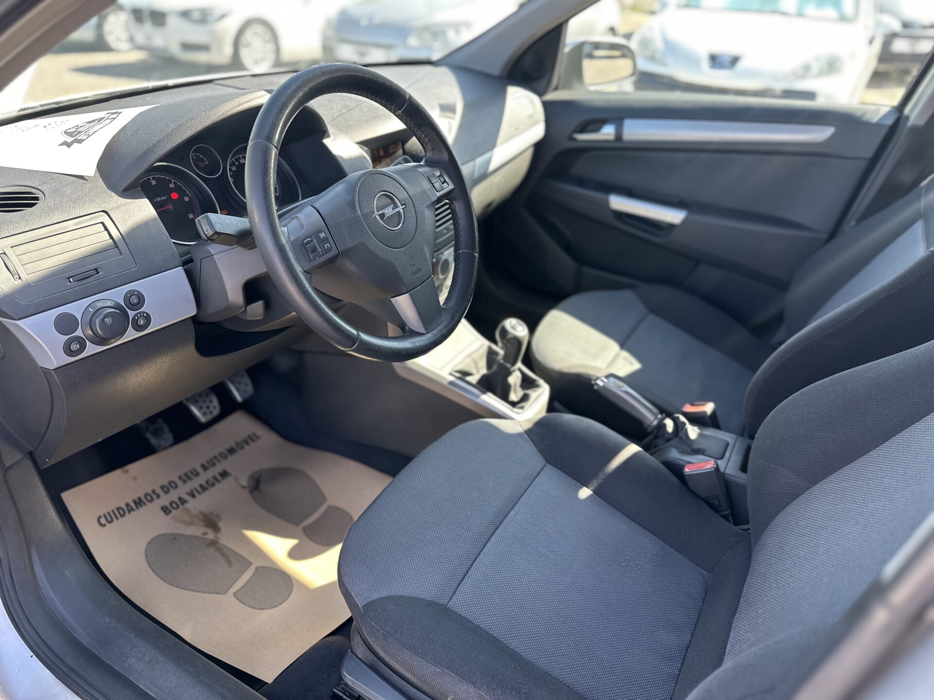 
								Opel Astra Caravan total									