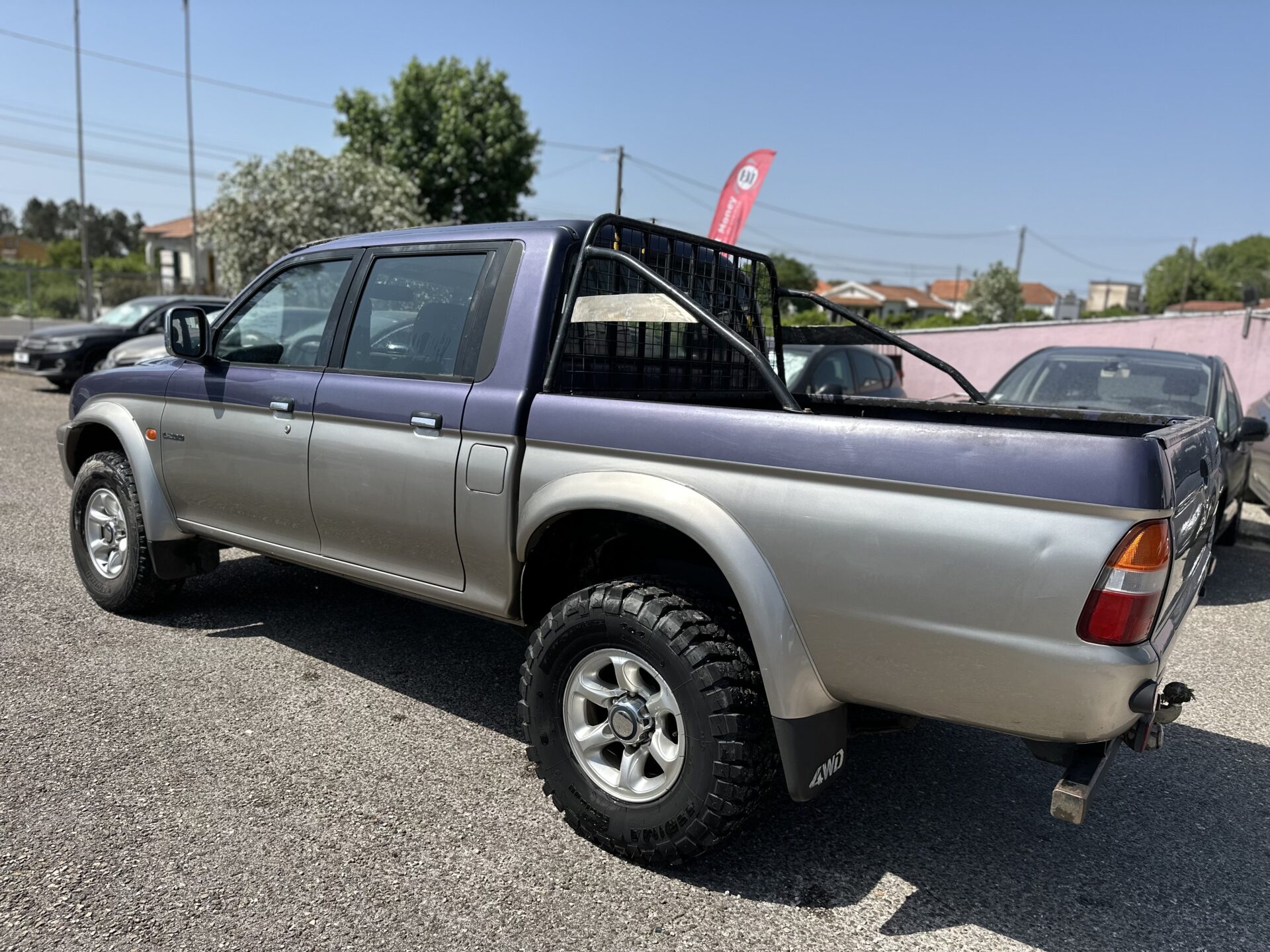
								Mitsubishi l200 strakar total									