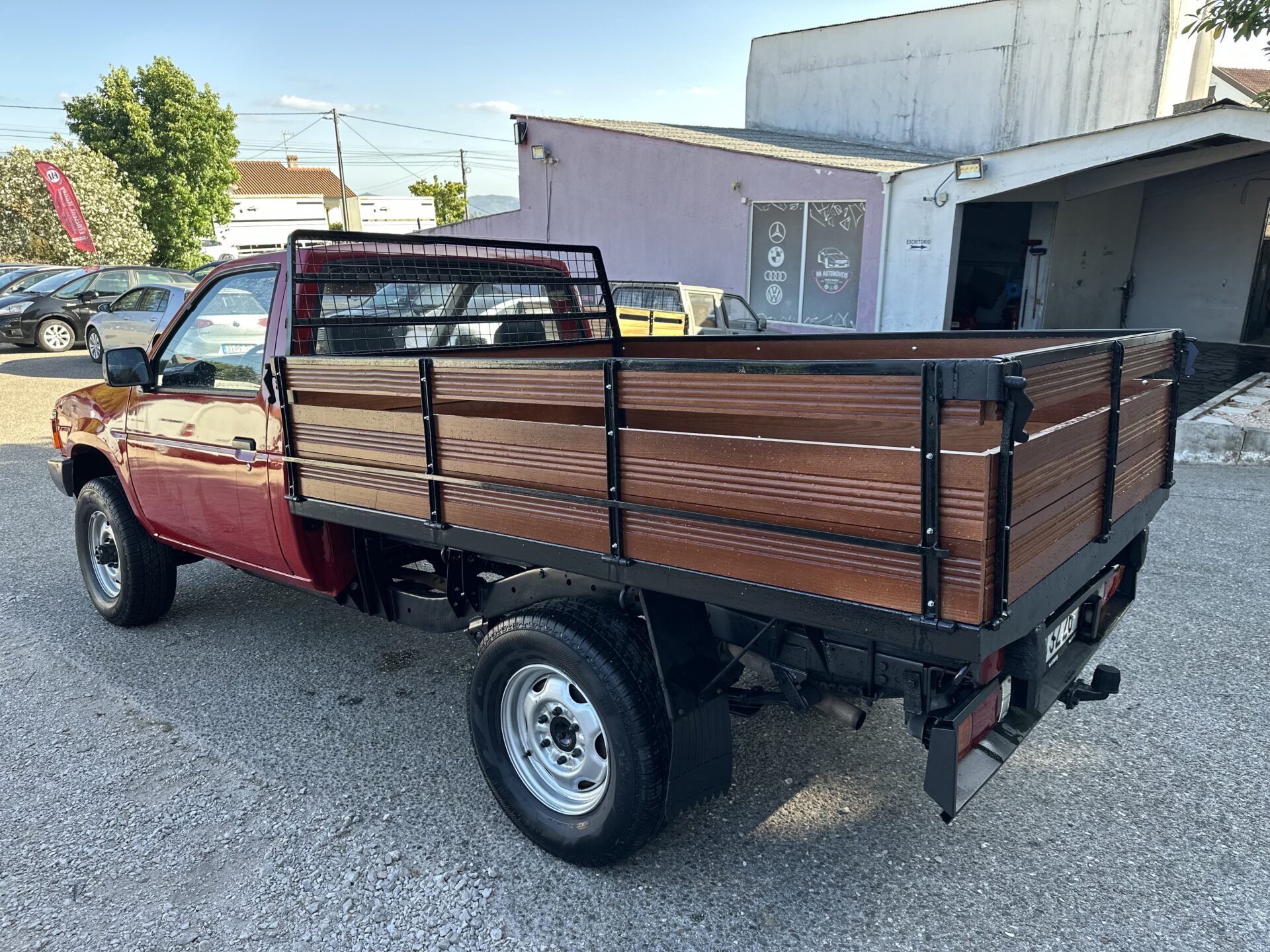 
								Nissan Pick up total									