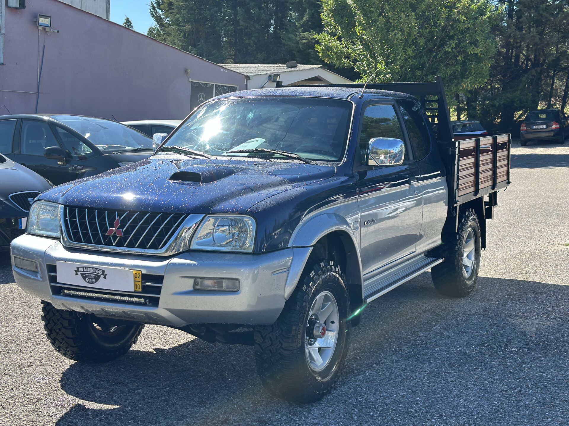 
								Mitsubishi L200 Strakar total									