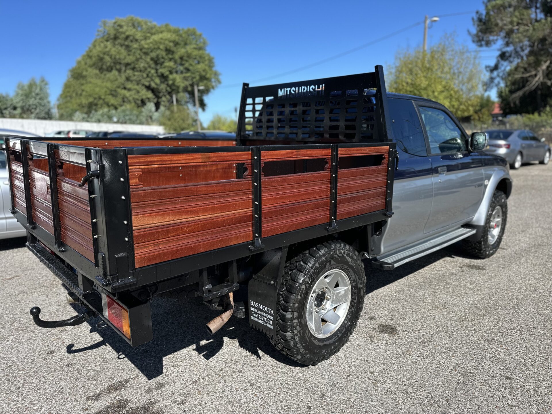 
								Mitsubishi L200 Strakar total									