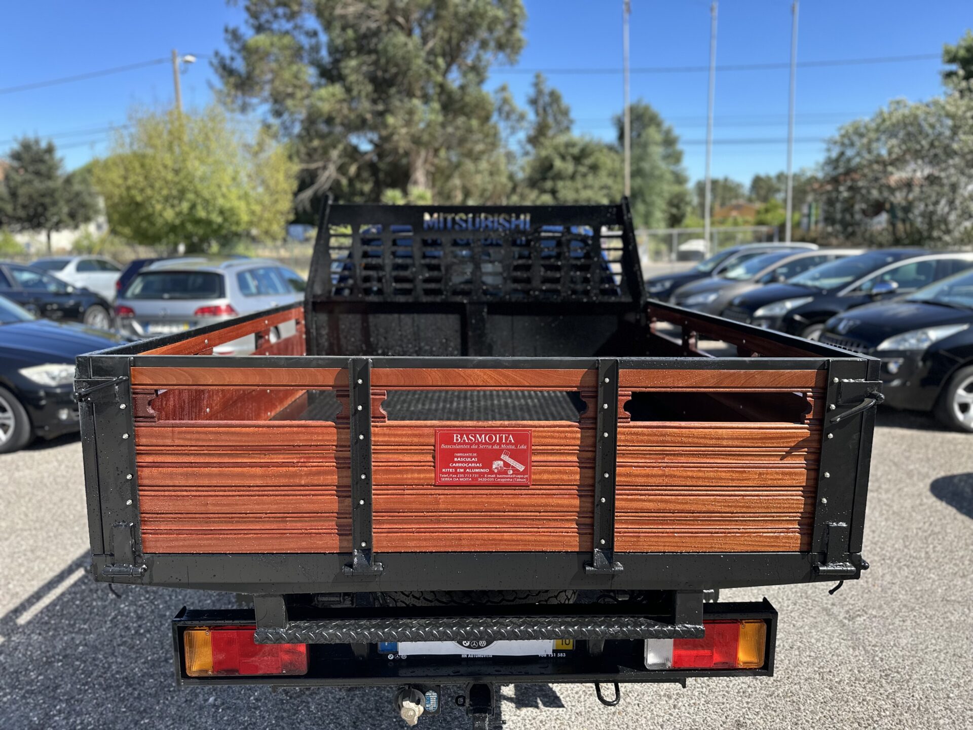 
								Mitsubishi L200 Strakar total									