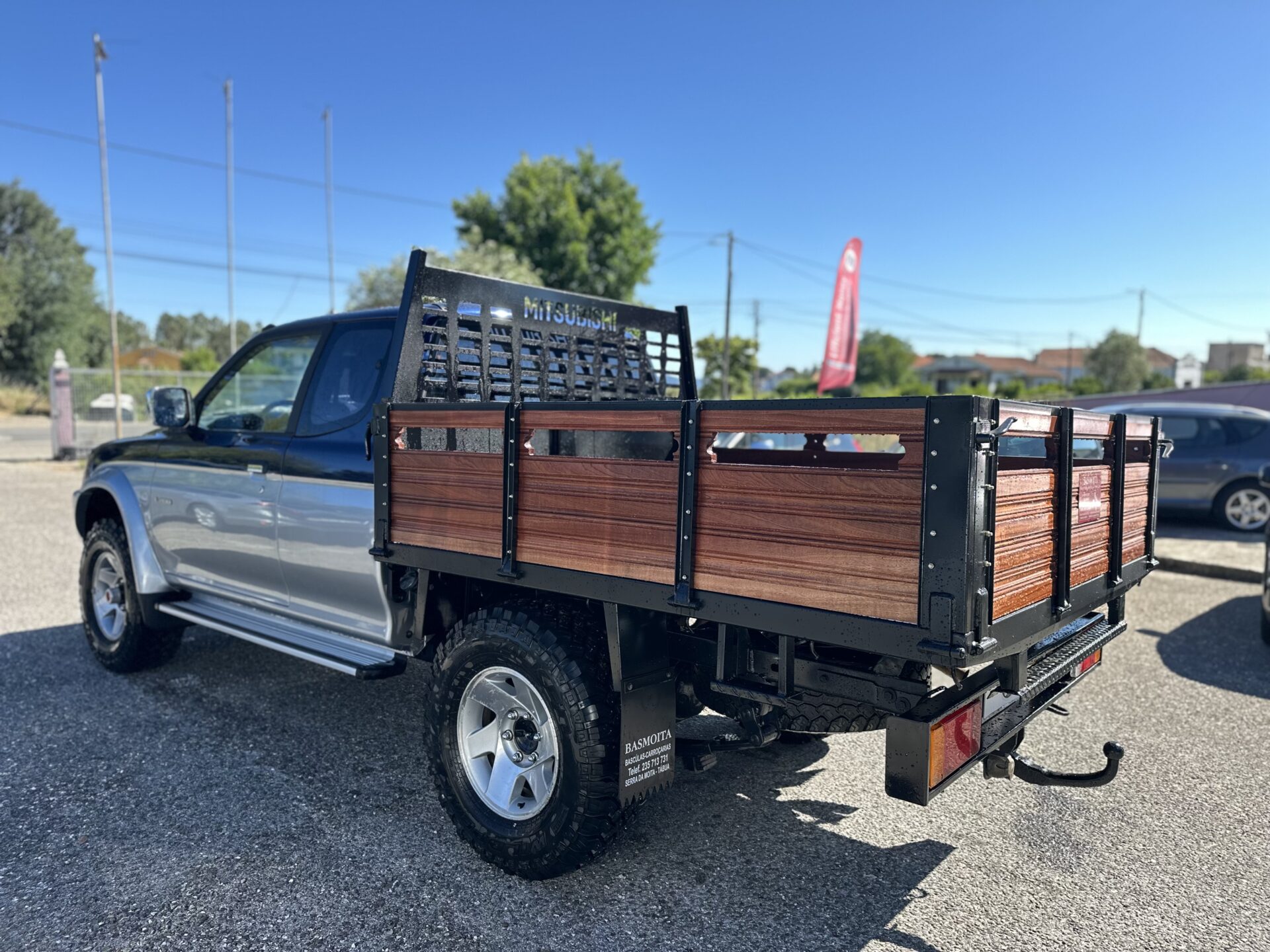 
								Mitsubishi L200 Strakar total									