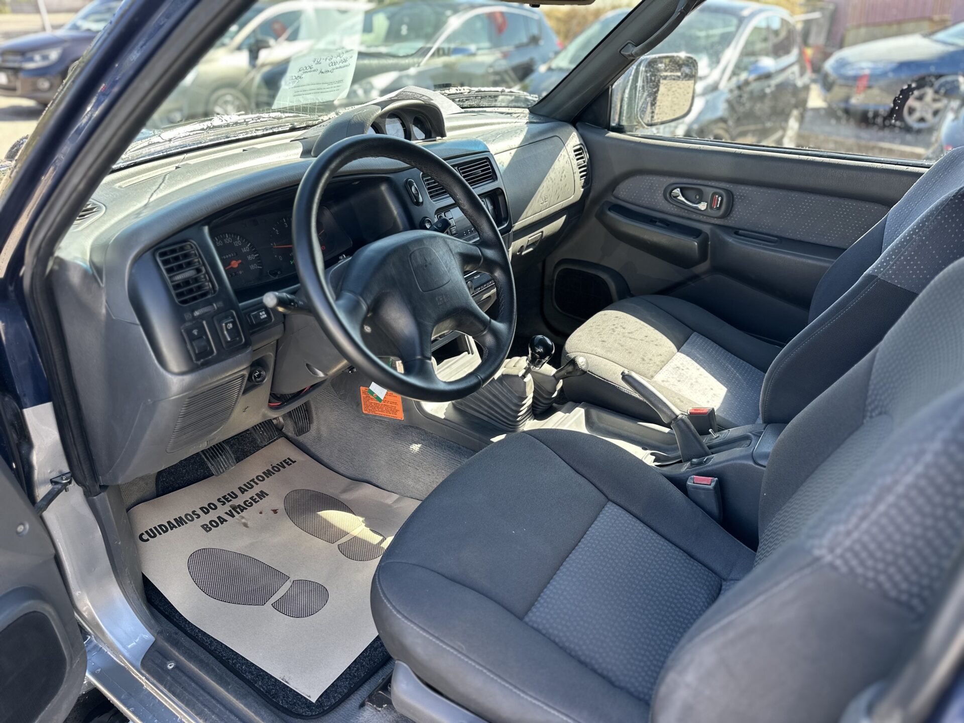 
								Mitsubishi L200 Strakar total									