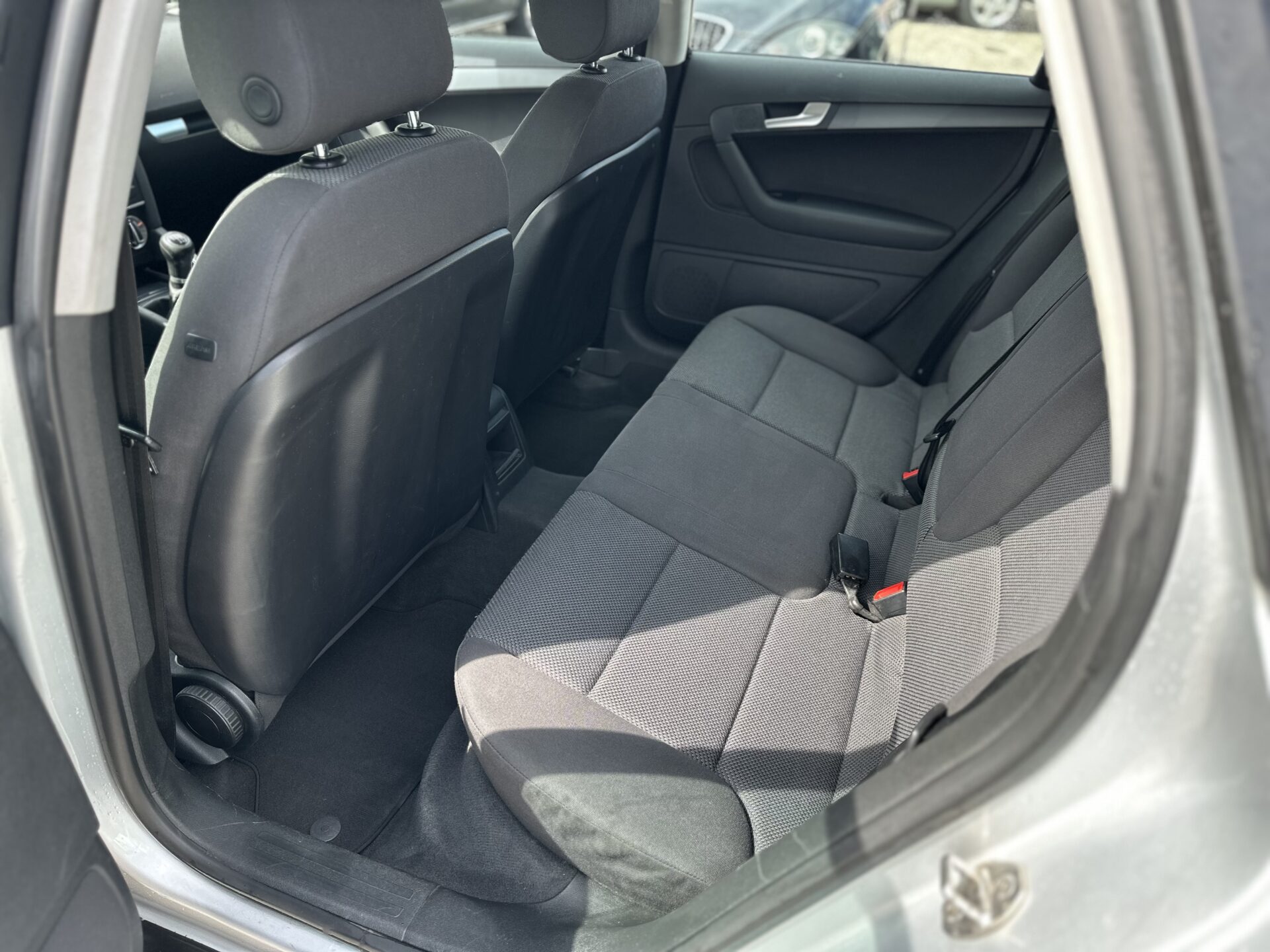 
								Audi A3 sportback total									