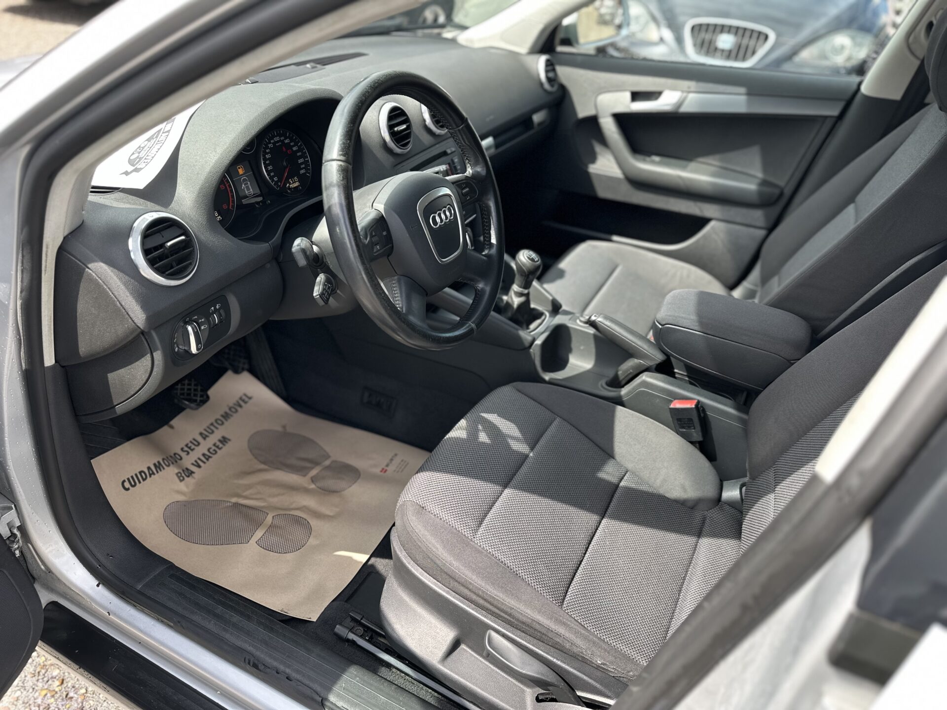 
								Audi A3 sportback total									
