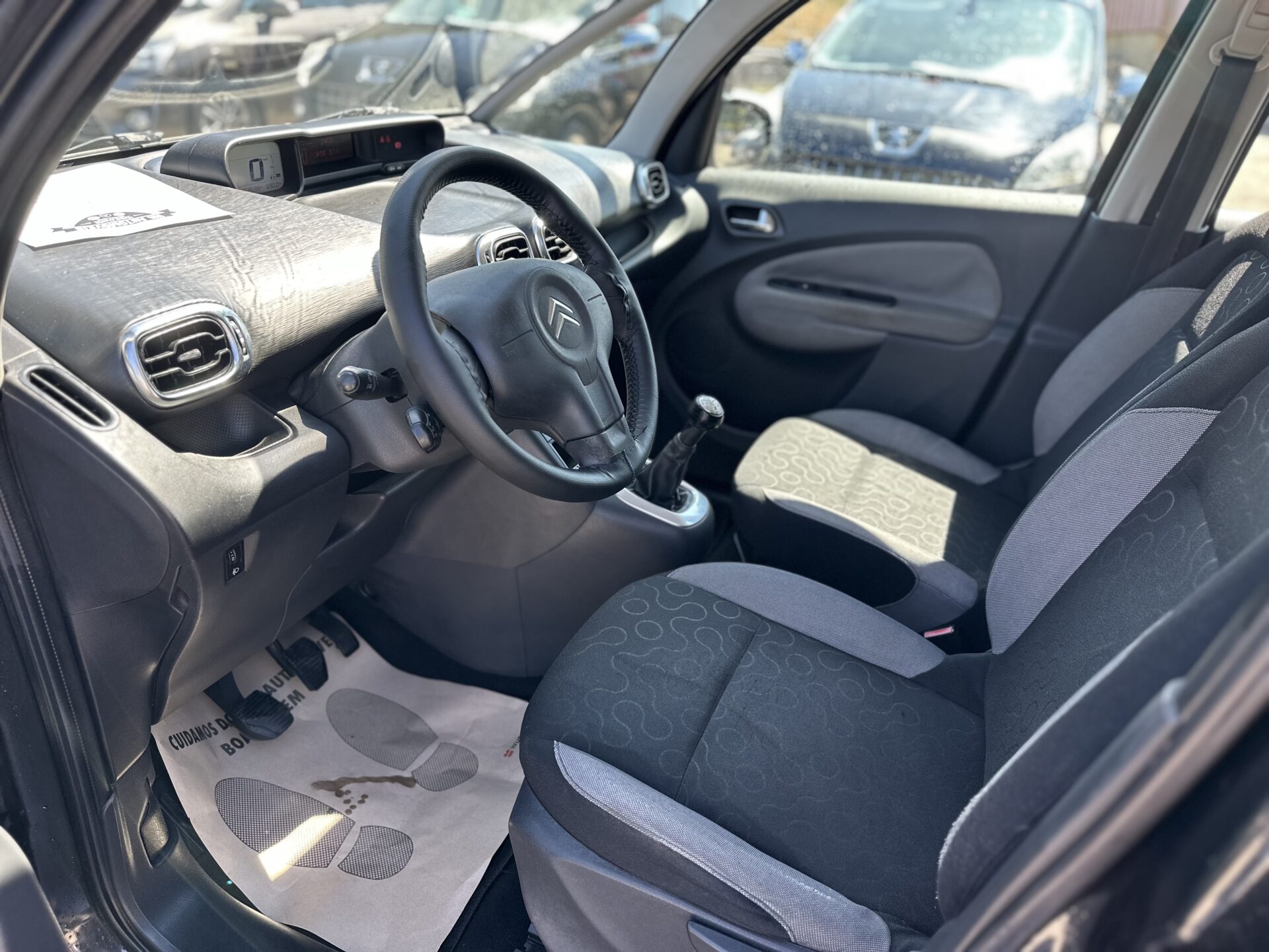
								Citroen c3 Picasso total									