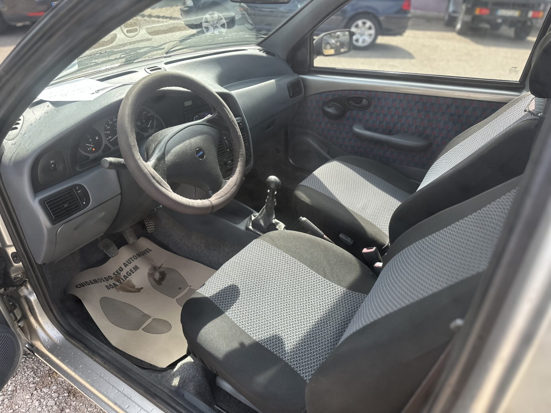 
								Fiat Strada 1.9 D total									