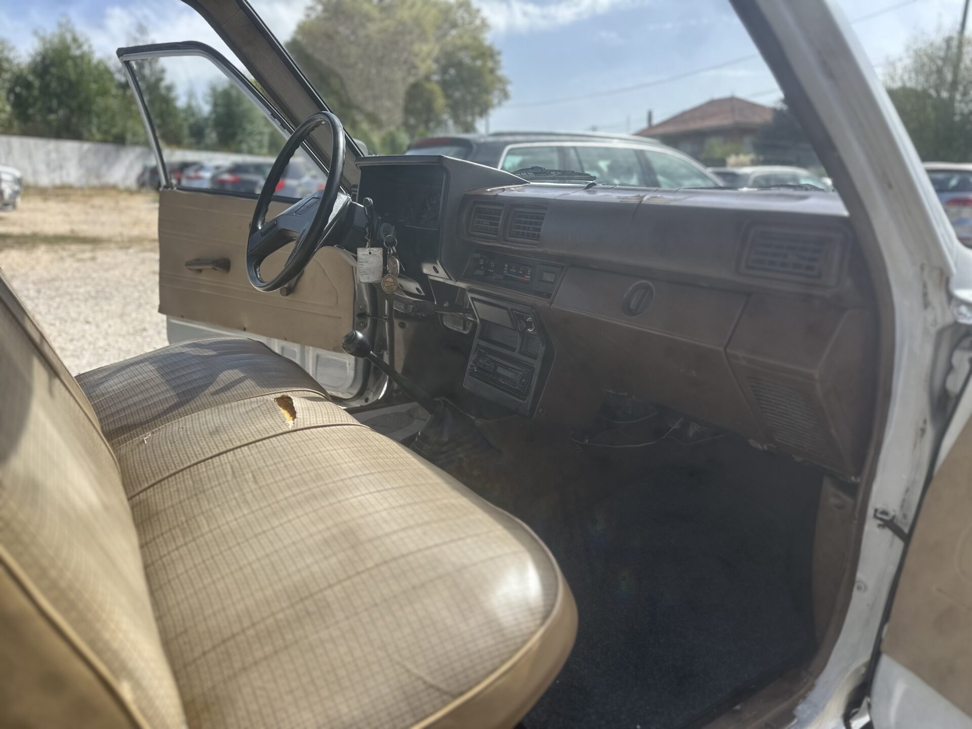 
								Toyota Hilux 2.4 D total									