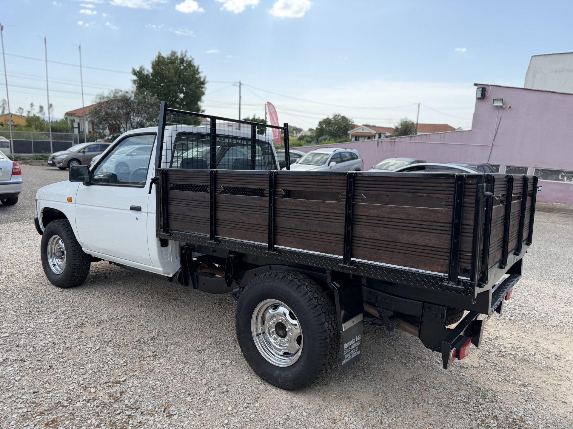 
								Nissan Pick up total									